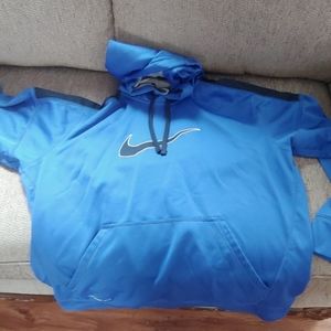 NIKE Therma-fit Hoodie